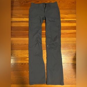 Prana Halle Roll Up Hiking Pants Women's Coal Straight Leg Outdoor Sz 4 Tall NEW